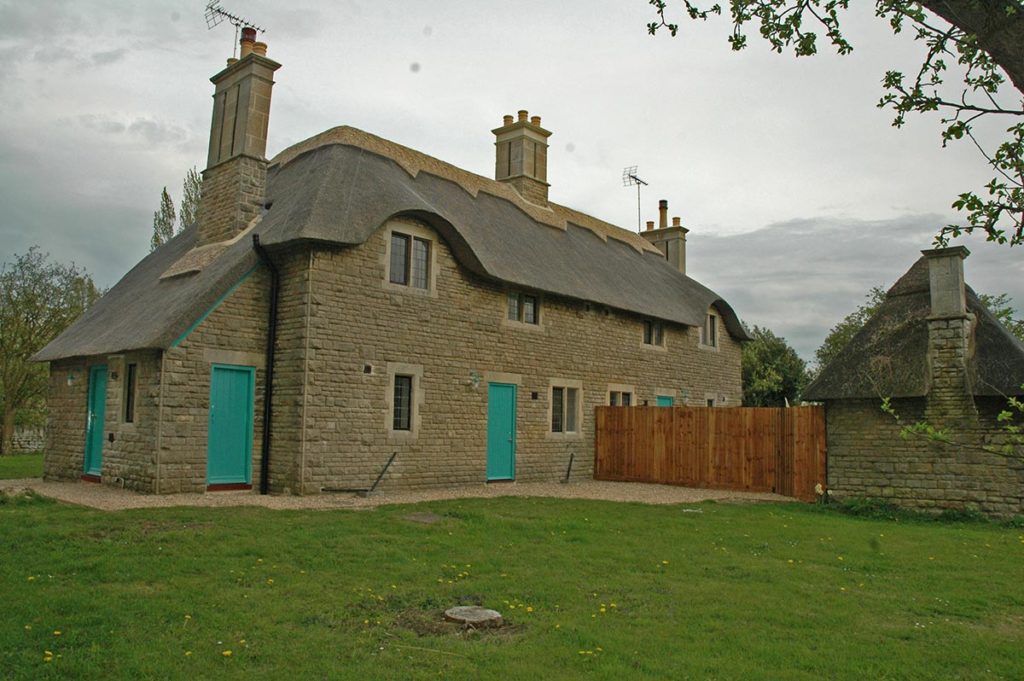 Ashton Cottages, Ashton